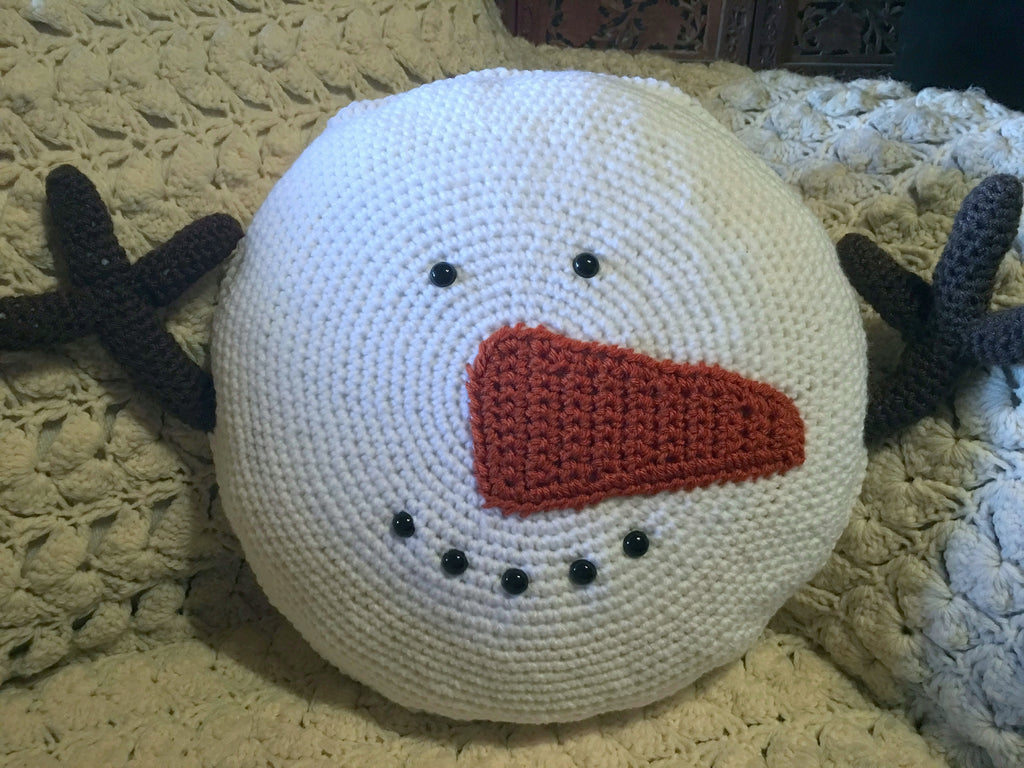 Snowman Crochet Pattern by Sharpin Designs