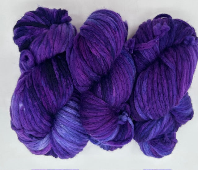 Friday Night Fibers - Grape Schnapps Super Bulky Chain Weight Hand Painted Hand Dyed Yarn